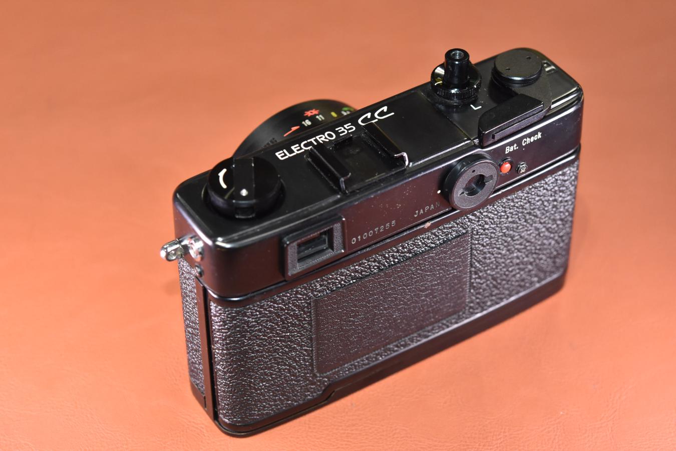 YASHICA ELECTRO 35 CC ブラック モルト交換済【COLOR-YASHINON DX 35