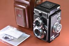 【希 少】ZEISS IKON IKOFLEX ファボリート 整備済 純正ケース付【Carl Zeiss Tessar 75/3.5 レンズ搭載】