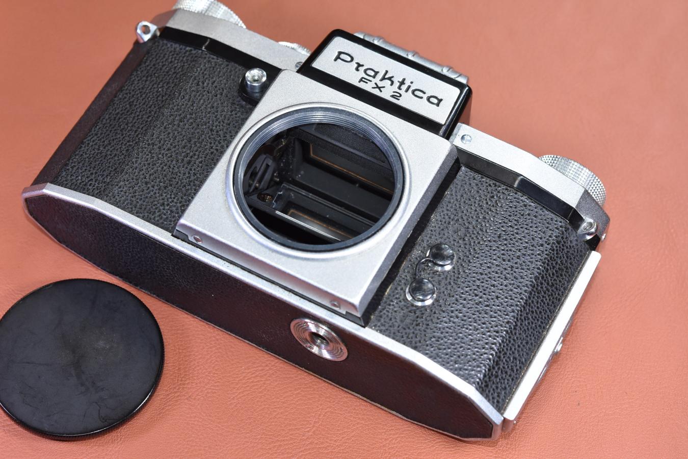 Praktica　ドイツ製カメラ　ジャンク Praktica FX2 : ちょい古道具ライフ