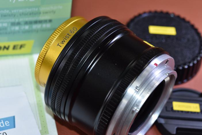LENSBABY TWIST 60 60mm F2.5 元箱付一式 【Canon EFマウント LENSBABY TWIST 60 60mm F2.5 元箱付一式 【Canon EFマウント