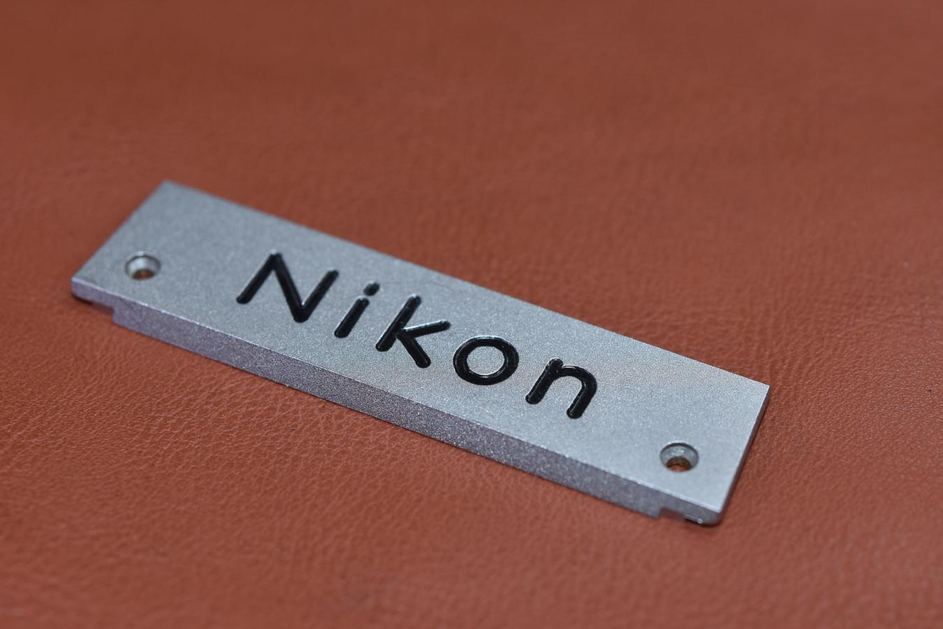  【希 少】Nikon 銘板 Nikon F用【元カメラのきむらカリスマ修理職人 田口由明氏所有放出!!】
