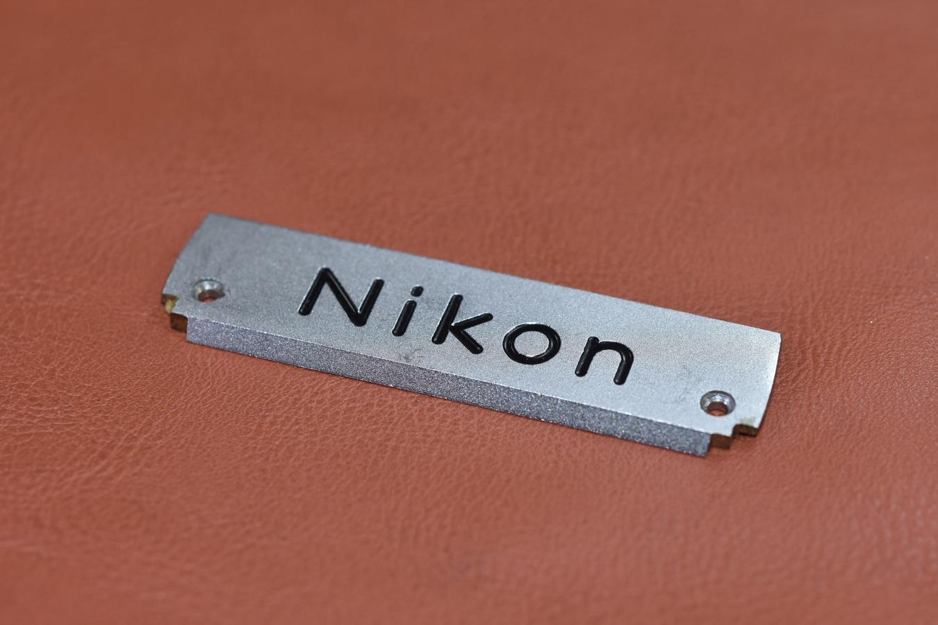  【希 少】Nikon 銘板 Nikon F用【元カメラのきむらカリスマ修理職人 田口由明氏所有放出!!】