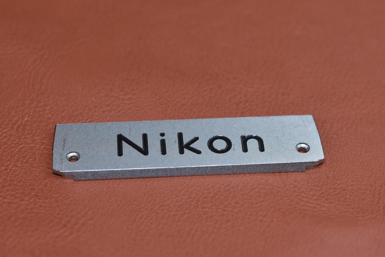  【希 少】Nikon 銘板 Nikon F用【元カメラのきむらカリスマ修理職人 田口由明氏所有放出!!】