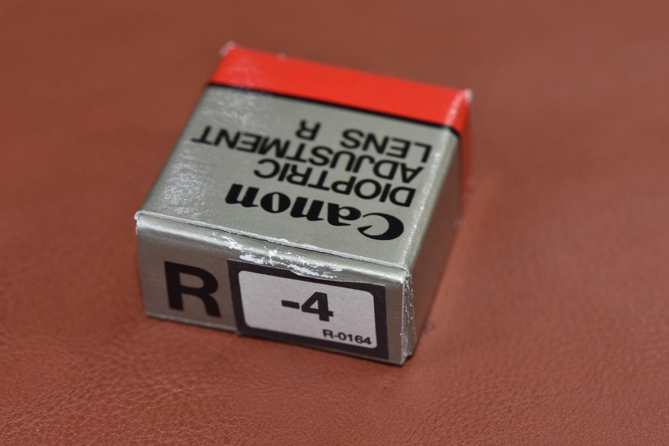 【絶版アクセサリー】Canon DIOPTRIC ADJUSTMENT LENS R -4 元箱付 【Canon F-1、NEW F-1用】