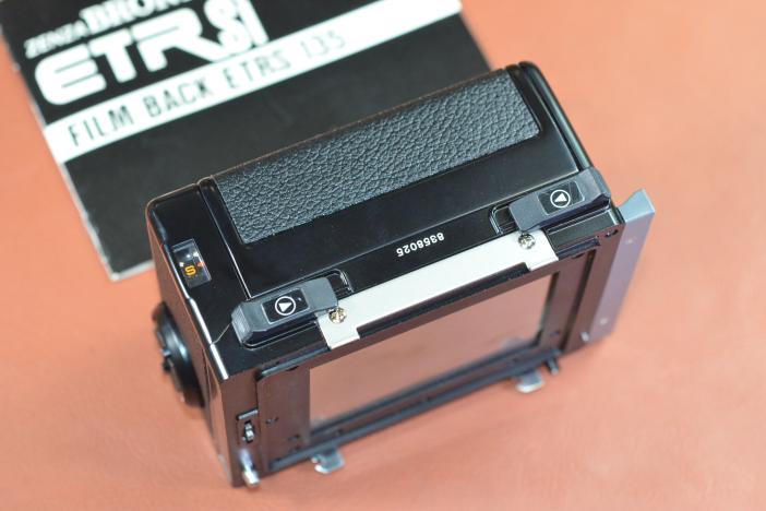 ZENZA BRONICA 135 N フィルムバック ETR用 ZENZA BRONICA 135 N フィルムバック ETR用 - メルカリ