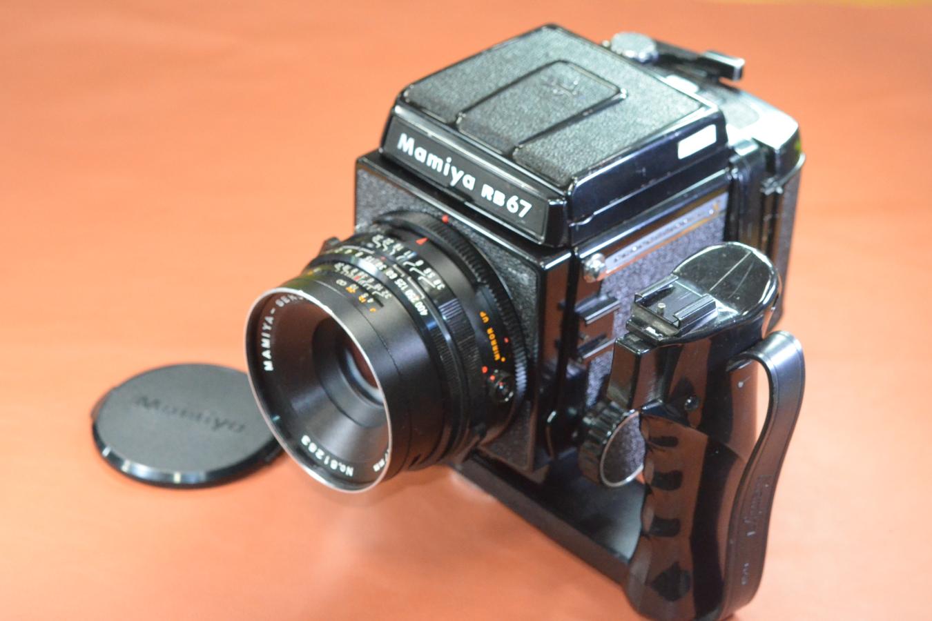 Mamiya RB67 PRO S MAMIYA-SEKOR C 127/3.8付 【120フィルムバック、グリップ付】