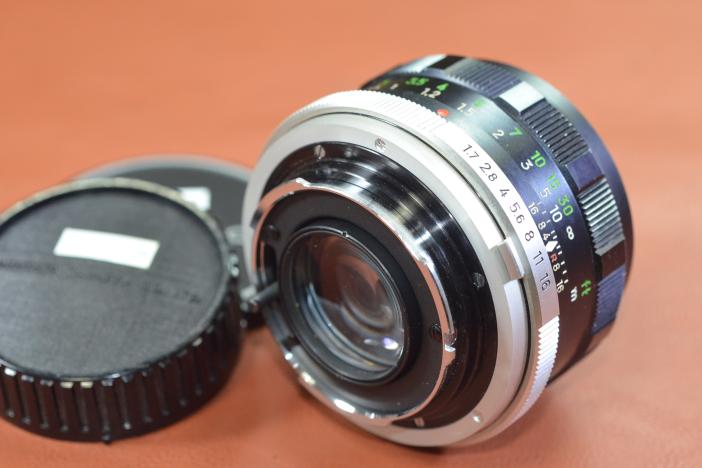 MINOLTA MC ROKKOR-PF 55mm F1.7【カメラ女子に絶大な人気の
