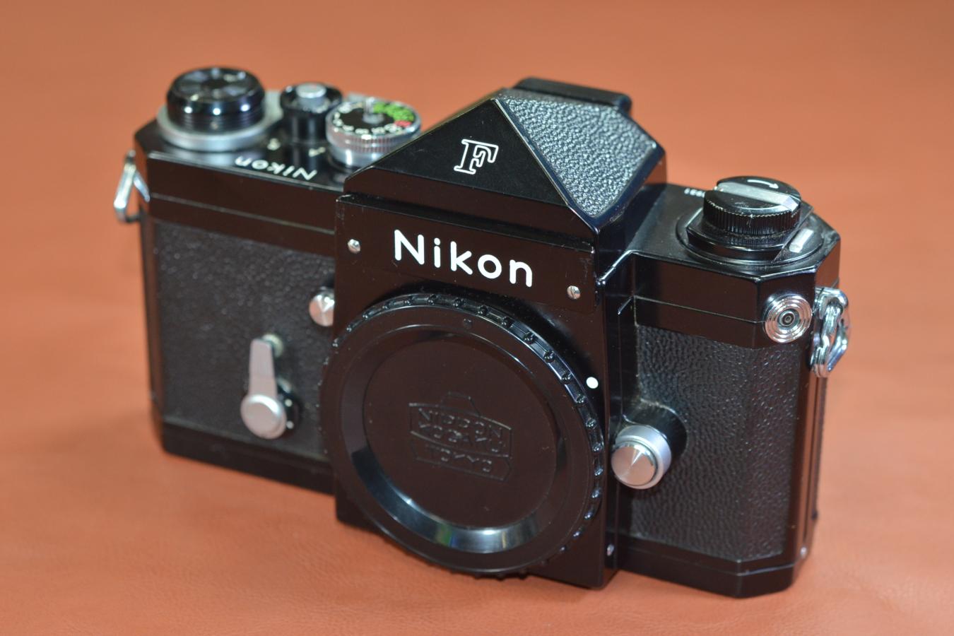 Nikon F Eye level Black 694万台 【モルト交換済】