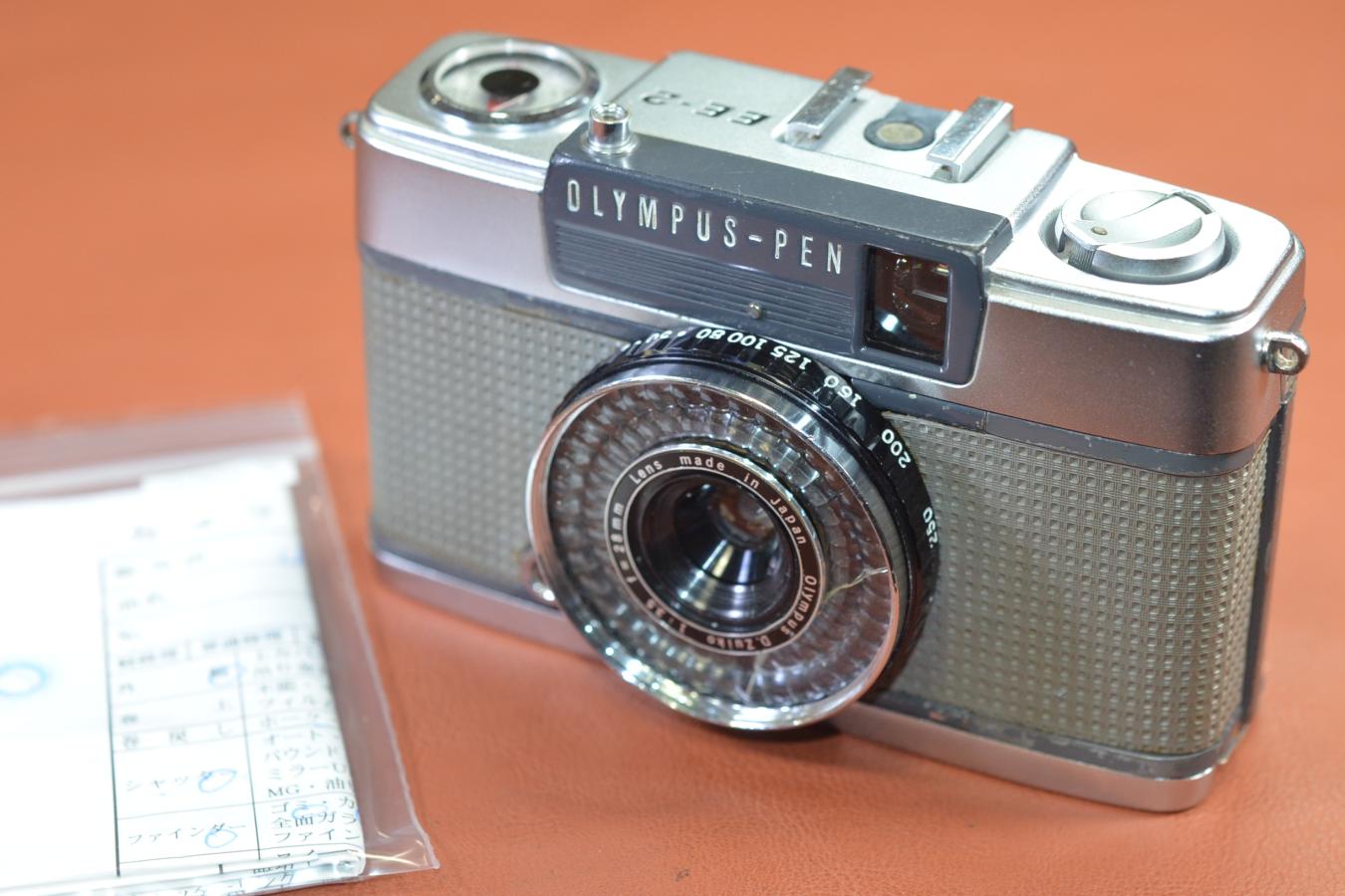 OLYMPUS PEN EE-2 整備済【Olympus D.Zuiko 28/3.5 レンズ搭載】