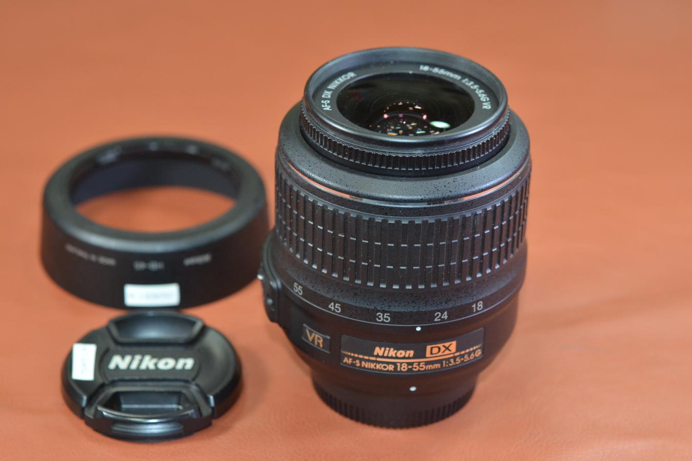 AF-S DX NIKKOR 18-55mm F3.5-5.6G VR 純正フードHB-45付【キレイな物をお探しの方必見!!自信ありの逸品!!】