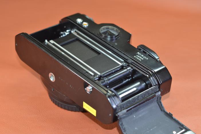 超美品 ニコン ニコマート EL ブラックフィルム モルト新品交換