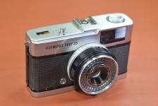 OLYMPUS TRIP 35 Silver【Olympus D.Zuiko 40/2.8 レンズ搭載】