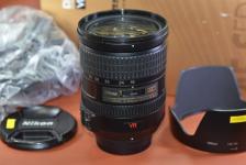 AF-S DX NIKKOR 18-200mm F3.5-5.6G ED VR 【元箱付一式】