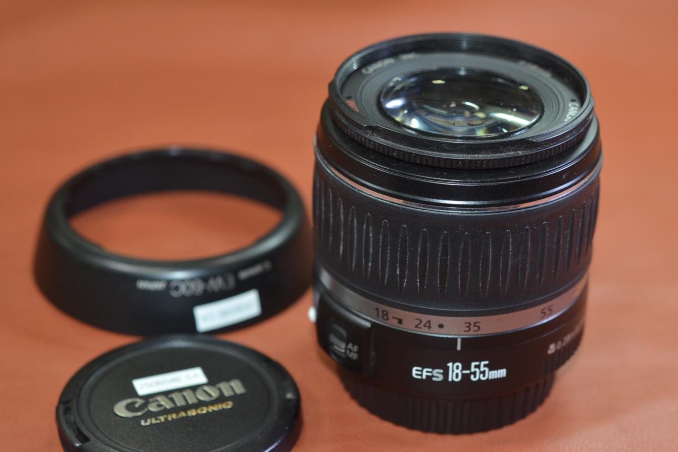 Canon EF-S 18-55mm F3.5-5.6 II USM 【純正フードEW-60C付】