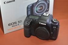 【通信販売限定商品】Canon EOS 5D Mark II 【元箱付一式】※キレイな物をお探しの方必見!!自信ありの逸品!!