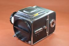 HASSELBLAD 500C(スクリーン交換可能タイプ) 【FILM MAGAZINE A12、KNOB METER付】※キレイな物をお探しの方必見!!自信ありの逸品!!