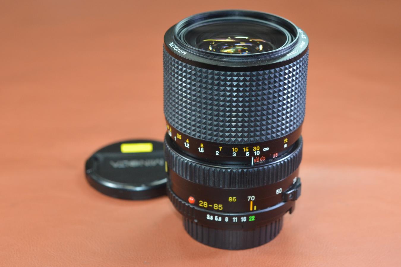 MINOLTA NEW MD 28-85mm F3.5-4.5