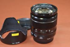 FUJINON XF 18-55mm F2.8-4 R LM OIS 純正フード付 【FUJIFILM Xマウントレンズ】