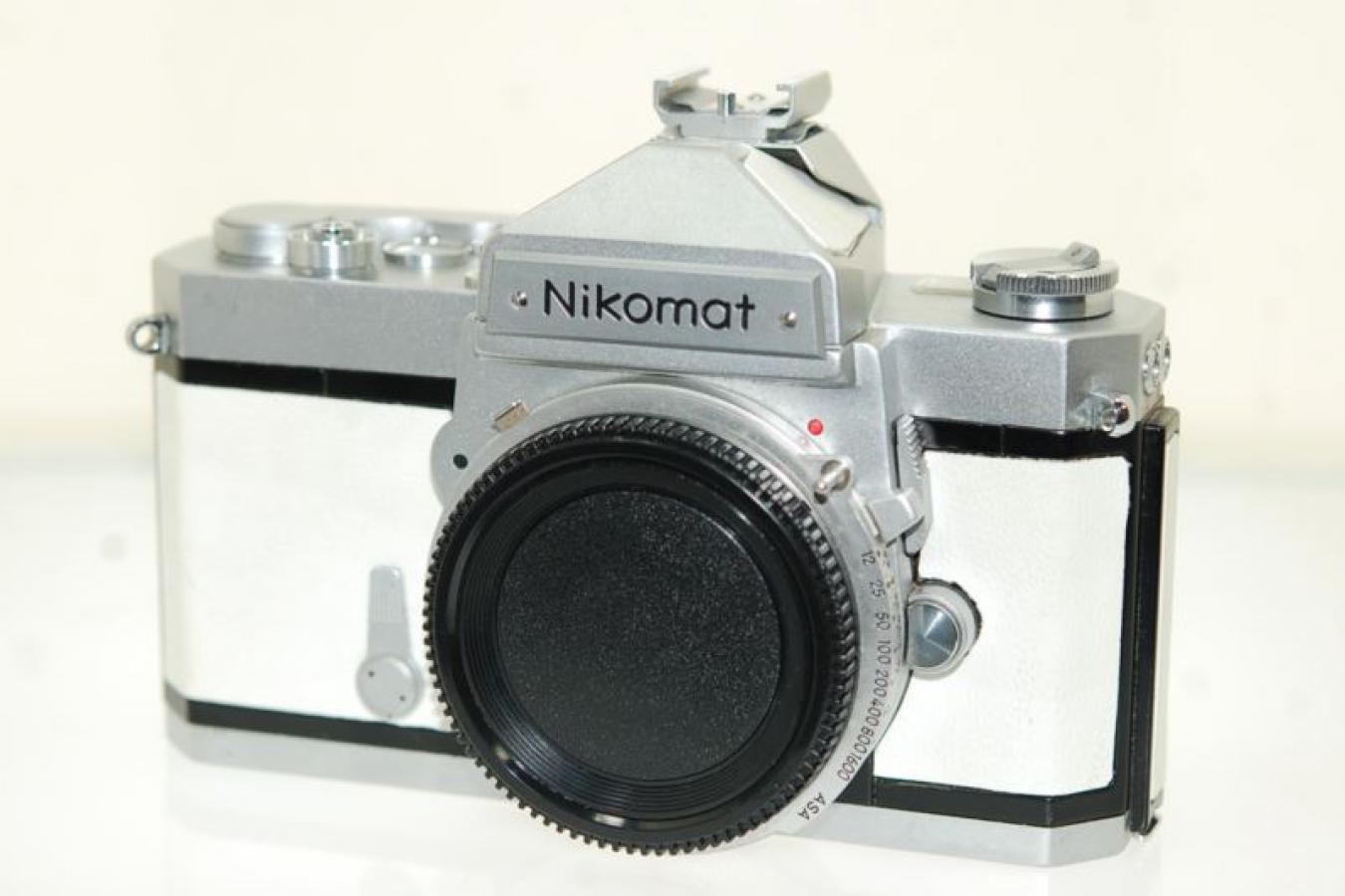 【リメイクカメラ】 Nikomat FT 【モルト交換済 純正アクセサリーシュー付】  