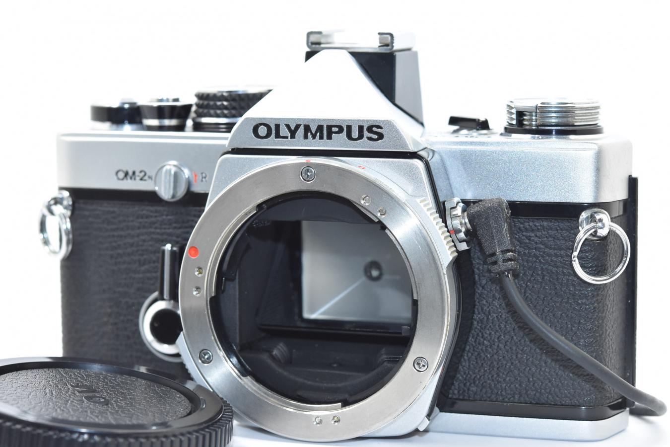 オリンパス Olympus Om 2n シルバー 整備済 データバック2 純正アクセサリーシュー4型付 カメラのヤマゲン カメラファン 中古カメラ レンズ検索サイト 欲しい中古カメラが見つかる